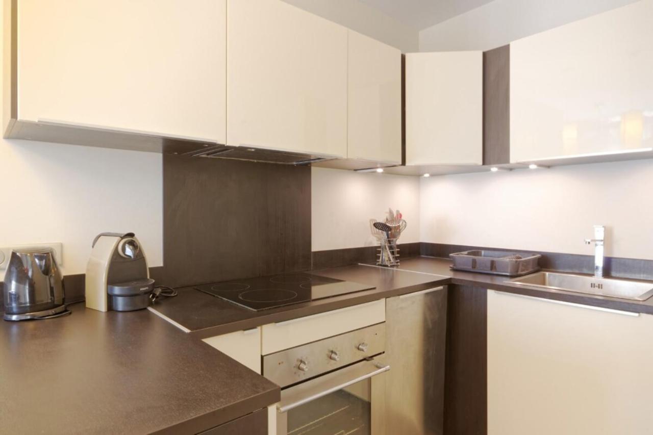 Private Furnished Apartment With All Comfort Has A Garden In A Green Space เมย์เฮย ภายนอก รูปภาพ
