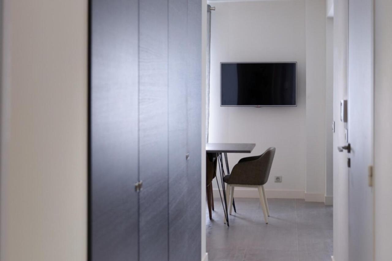 Private Furnished Apartment With All Comfort Has A Garden In A Green Space เมย์เฮย ภายนอก รูปภาพ